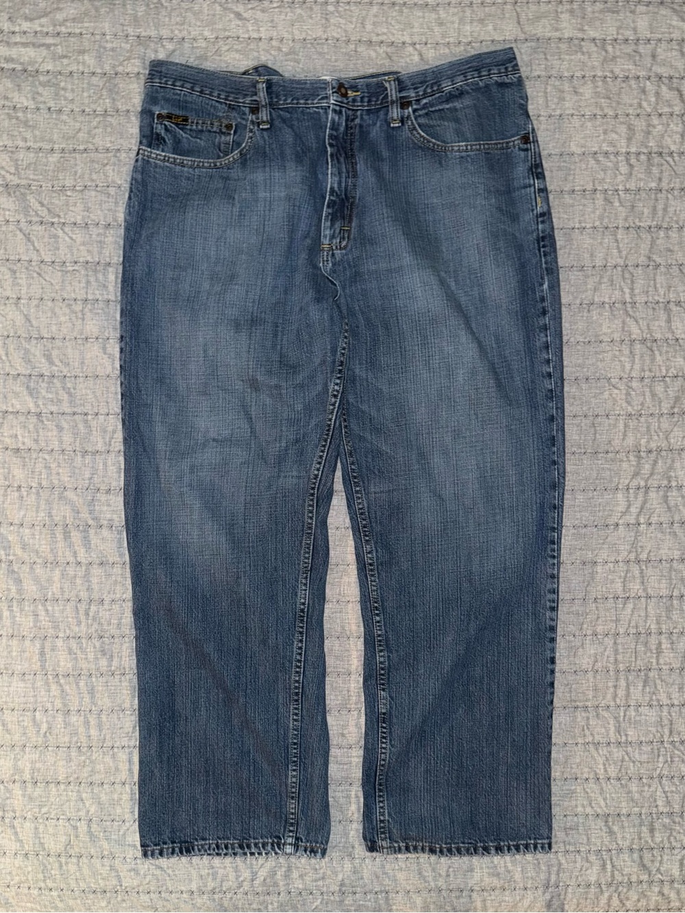 Lee Premium Relaxed Straight Fit Medium Wash Denim Jeans Men's Size 40x30